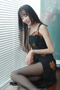 Tuan Tuan in Black High Heels IESS Fashion Spotlight - image 5