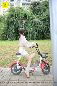 Manager Qiu: The After-Hours Office Narrative in IESS Fantasy Series 5 - image 4