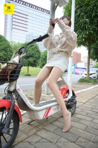 Manager Qiu: The After-Hours Office Narrative in IESS Fantasy Series 5 - image 26