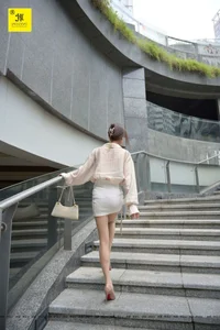 Manager Qiu: The After-Hours Office Narrative in IESS Fantasy Series 5 - image 7