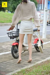Manager Qiu: The After-Hours Office Narrative in IESS Fantasy Series 5 - image 9