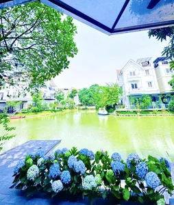 Inside the Breathtaking Floral Villa of Northern Vietnam's Wealthiest Celebrity Star - image 1