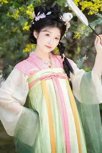 Graceful Hanfu Beauty with Dreamy Butterfly Kite - Zi Yu, YiTuYu Vol.8737 - image 14