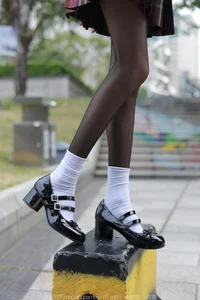 Tuan Tuan: Taste of Spring - A Fresh and Floral IESS Collection - image 3