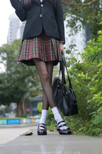 Tuan Tuan: Taste of Spring - A Fresh and Floral IESS Collection - image 51