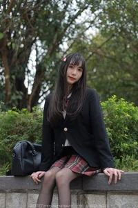 Tuan Tuan: Taste of Spring - A Fresh and Floral IESS Collection - image 6