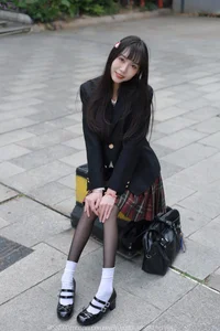 Tuan Tuan: Taste of Spring - A Fresh and Floral IESS Collection - image 36