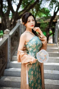 YiTuYu Art Language Vol.10189 Mi Ni Ai Mei Li: 21 Pages of Exquisite Visual Art - image 18