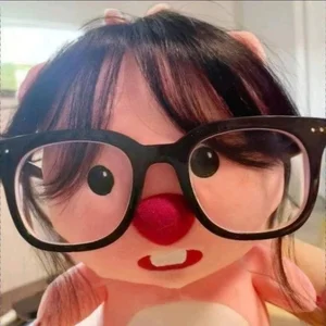 Cute Loopy Memes: The Hilarious Pink Beaver Sensation - image 36