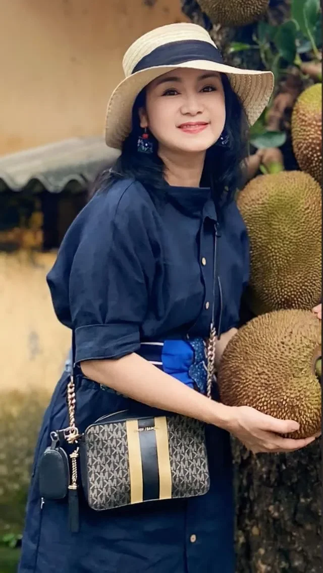 Actress Ngoc Anh’s Baby News and Ho Ngoc Ha’s Family Celebrations