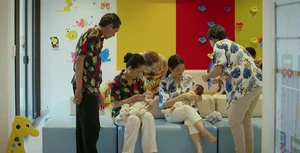 Unexpected Happy Ending: Phuong Welcomes Twins as Public Apologizes to Cong in Drama Finale - image 3