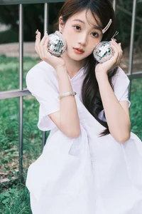 YiTuYu Art Language Vol.7005: Elegant Portrait Series Featuring Gao Leng Xiao Bie Tu - image 16