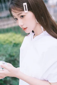 YiTuYu Art Language Vol.7005: Elegant Portrait Series Featuring Gao Leng Xiao Bie Tu - image 10