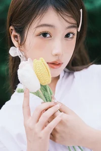 YiTuYu Art Language Vol.7005: Elegant Portrait Series Featuring Gao Leng Xiao Bie Tu - image 4