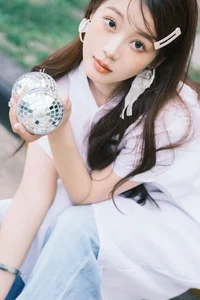 YiTuYu Art Language Vol.7005: Elegant Portrait Series Featuring Gao Leng Xiao Bie Tu - image 13