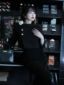 Inside the Wardrobe of Minh Nhua's Wife: A True Luxury Fashion Icon - image 3