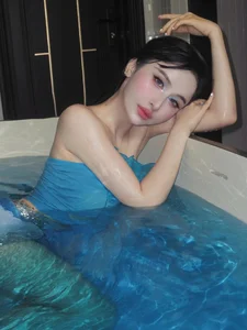 Inside the Wardrobe of Minh Nhua's Wife: A True Luxury Fashion Icon - image 4