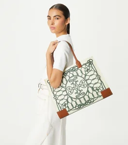 8 Must-Have Beach Handbags: Combining Style and Functionality for Your Perfect Summer Vacation - image 3