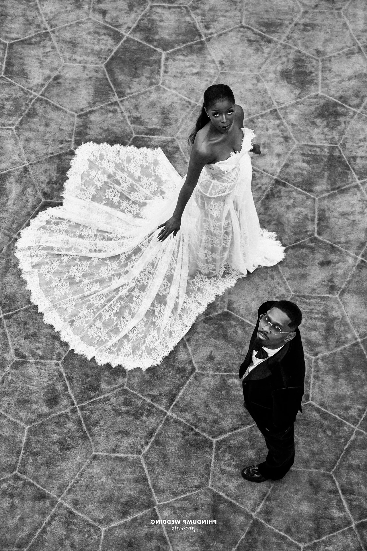 Vietnam National Team Defender Unveils Unique and Creative Wedding Photos