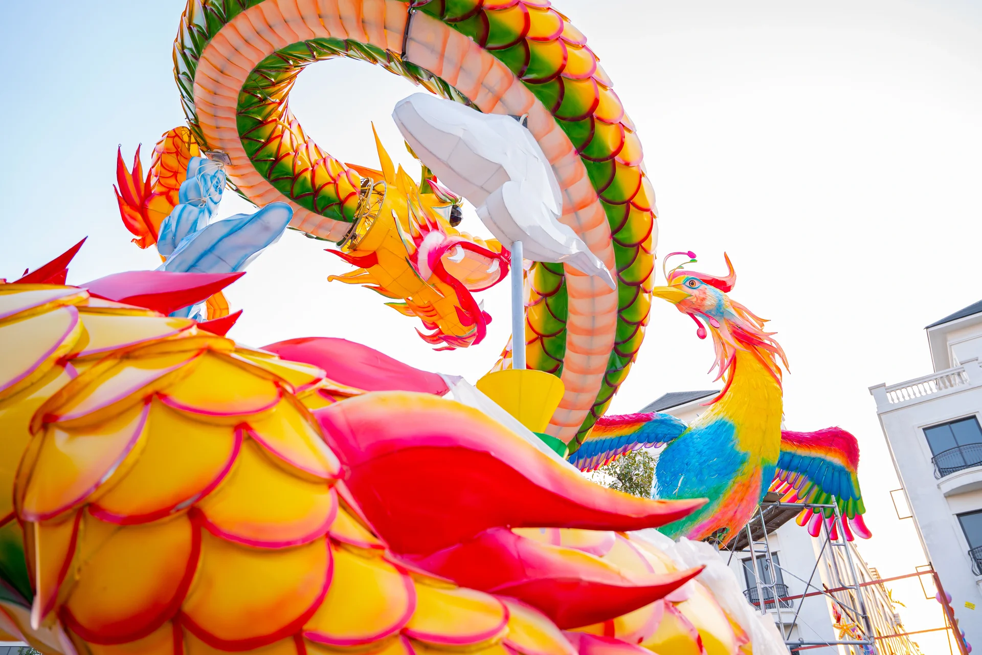 Exploring the Giant Lantern Festival at Vinhomes Ocean Park 2