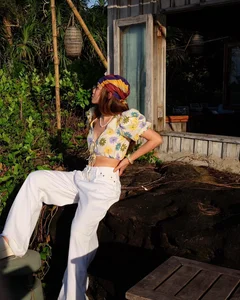 Ageless Elegance: How Yen Trang Redefines Travel Fashion and Youthful Style at 42 - image 8