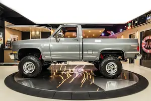 See the Chevrolet Silverado 1987: The classic pickup truck collectors dream of - image 8