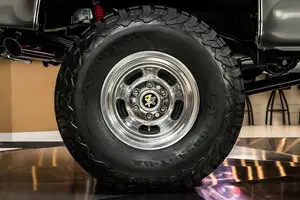 See the Chevrolet Silverado 1987: The classic pickup truck collectors dream of - image 12