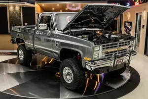 See the Chevrolet Silverado 1987: The classic pickup truck collectors dream of - image 7