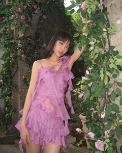 Dieu Nhi Embraces Feminine Charm with Stunning Dress and Skirt Outfits - image 4