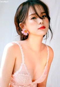 Elegant Lingerie Photoshoot Featuring Korean Model Haneul - image 38