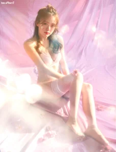 Elegant Lingerie Photoshoot Featuring Korean Model Haneul - image 6