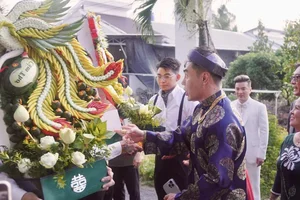 Inside Puka and Gin Tuan Kiet's Spectacular Wedding: A Celebration Filled with Joy and Laughter - image 17