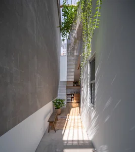Top 10 Beautiful 40m2 House Designs: Smart and Spacious Micro-Living Solutions - image 21