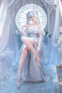 Stunning Nikke Goddess of Victory Cinderella Crystal Princess Cosplay by Xuan Xiao Xue Jie – Intricate Anime Gaming Costume Photography Collection - image 20