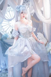 Stunning Nikke Goddess of Victory Cinderella Crystal Princess Cosplay by Xuan Xiao Xue Jie – Intricate Anime Gaming Costume Photography Collection - image 14
