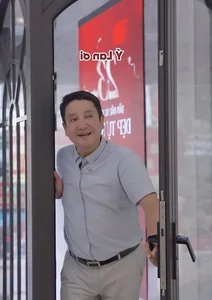 Vietnamese Showbiz Highlights: Ngoc Trinh Closes Restaurant and Chi Trung’s Playful Appeal - image 15