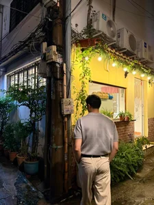 Vietnamese Showbiz Highlights: Ngoc Trinh Closes Restaurant and Chi Trung’s Playful Appeal - image 8