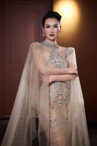 Vietnamese Showbiz Highlights: Ngoc Trinh Closes Restaurant and Chi Trung’s Playful Appeal - image 2
