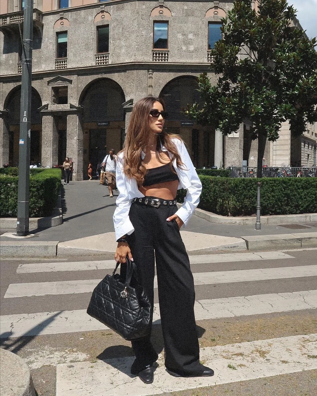 Top Beauties Flaunt Luxury Quilted Leather Handbags Worth Thousands