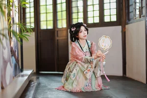 YiTuYu Art Language Vol.7887 Featuring Jie Ruan Tang: A Deep Dive into Contemporary Portrait Photography and Aesthetic Visual Storytelling - image 1