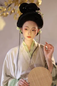 YiTuYu Art Language Vol.6733: Xiao Yang Ai Gan Fan Photo Gallery - image 25