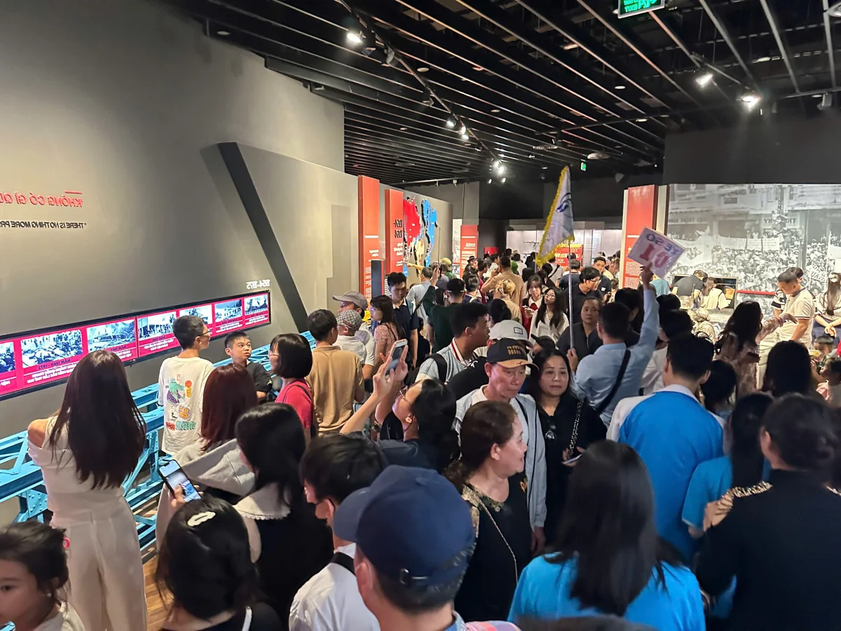 Record Visitors at the New Vietnam Military History Museum in Hanoi