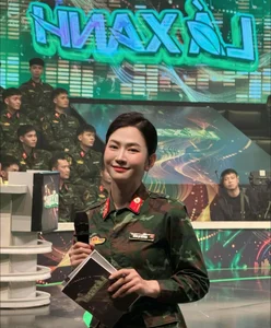 Popular Influencer Le Bong Makes High-Profile Television Debut in Surprising New Role on VTV3 - image 7