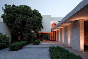 Architectural Marvel: A Unique Villa Surrounded by Lush Greenery and Panoramic Views - image 14