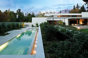 Architectural Marvel: A Unique Villa Surrounded by Lush Greenery and Panoramic Views - image 16