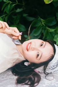 Minimalist Beauty: Huang Xian Qi in YiTuYu Art Language Vol.4721 - image 16