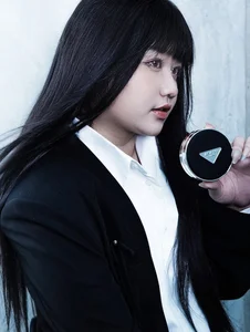 Vietnamese Actress Trúc Anh from 'Mắt biếc' Stuns in New Luxurious High-Fashion Photoshoot - image 3