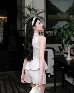 The Sweet Charm of the 'Mukbang Fairy': A Viral Beauty Sensation - image 9