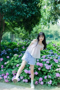 YiTuYu Art Language Vol.4477: Xiao Yi Mei Mei Cute Photography Gallery - image 33