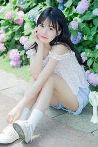 YiTuYu Art Language Vol.4477: Xiao Yi Mei Mei Cute Photography Gallery - image 31